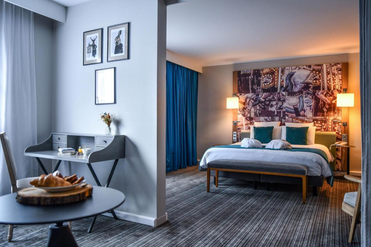 Hotel Mercure Chateau De Fontainebleau Esterno foto