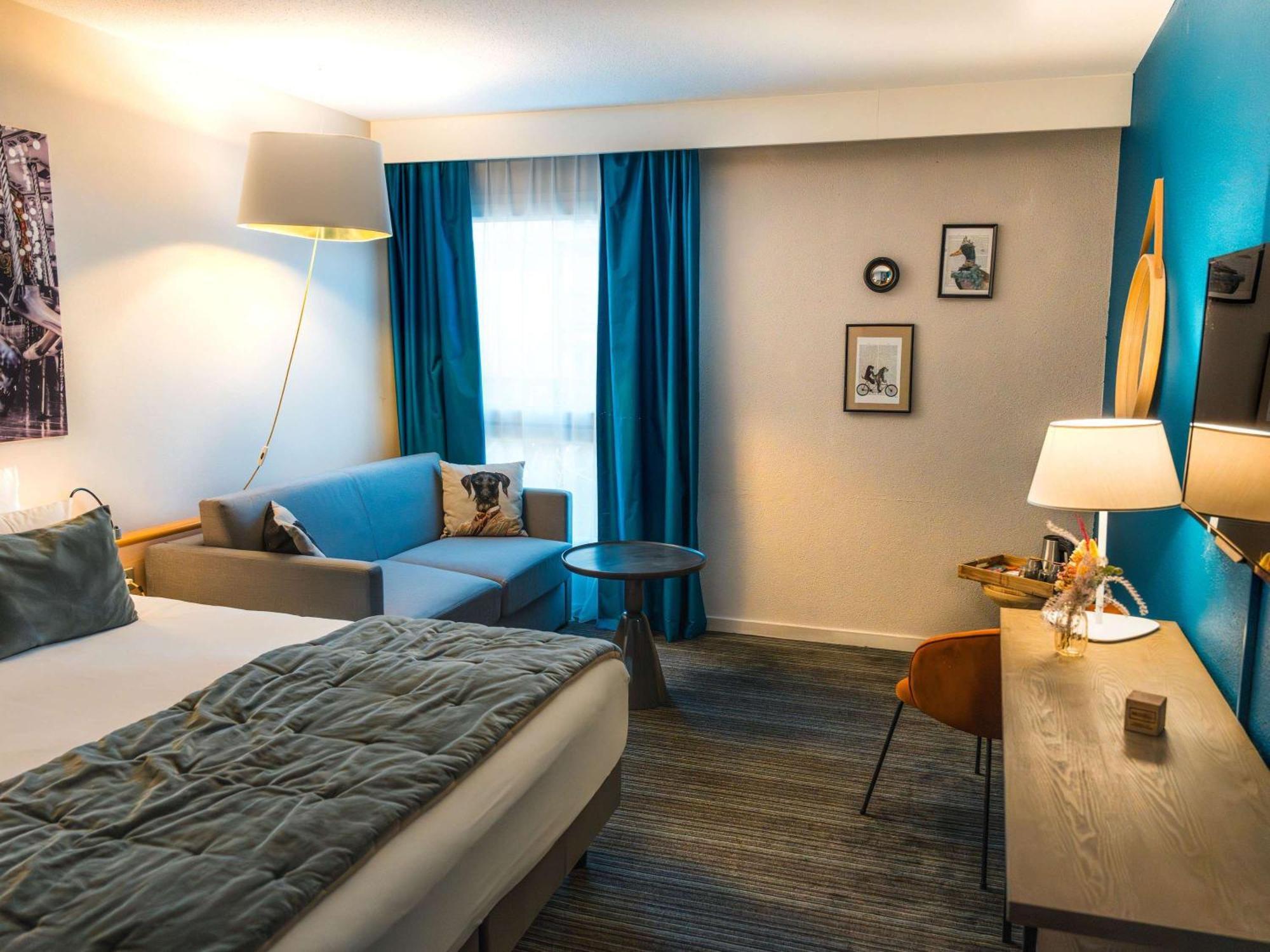 Hotel Mercure Chateau De Fontainebleau Esterno foto